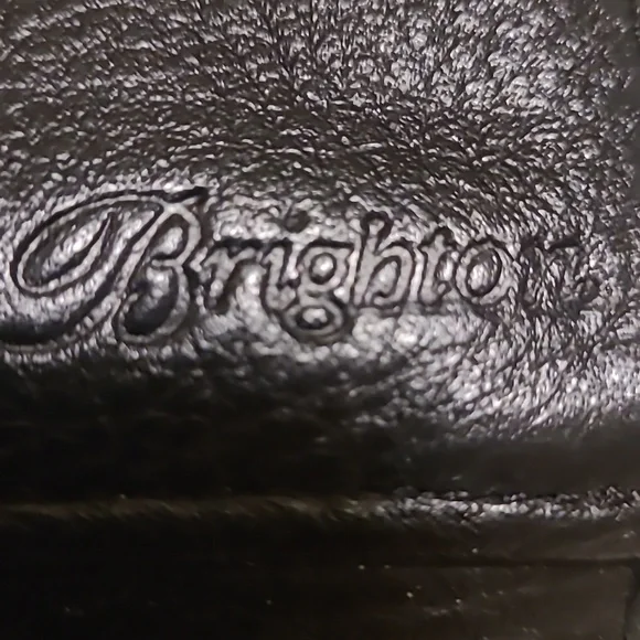 Brighton Vintage Pebble Leather Crossbody Bag with Heart Lock. Coin Resedue - Picture 8 of 8